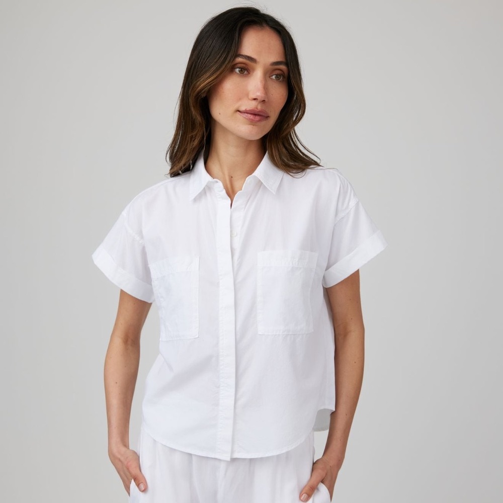 Bella Dahl Two Pocket Short Sleeve Shirt